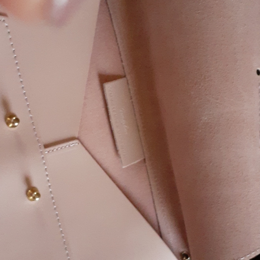 Leather bag